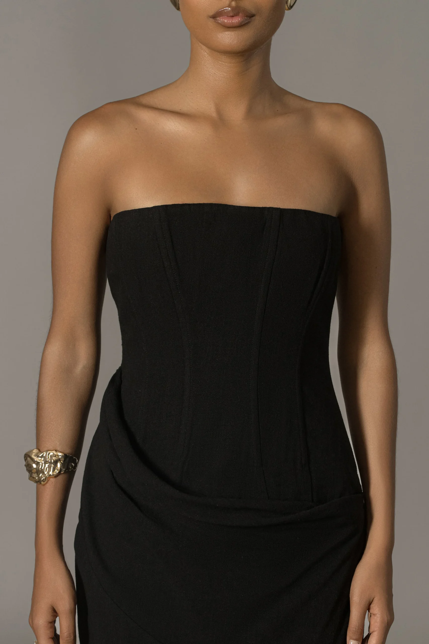 Black Journey Linen Maxi Dress