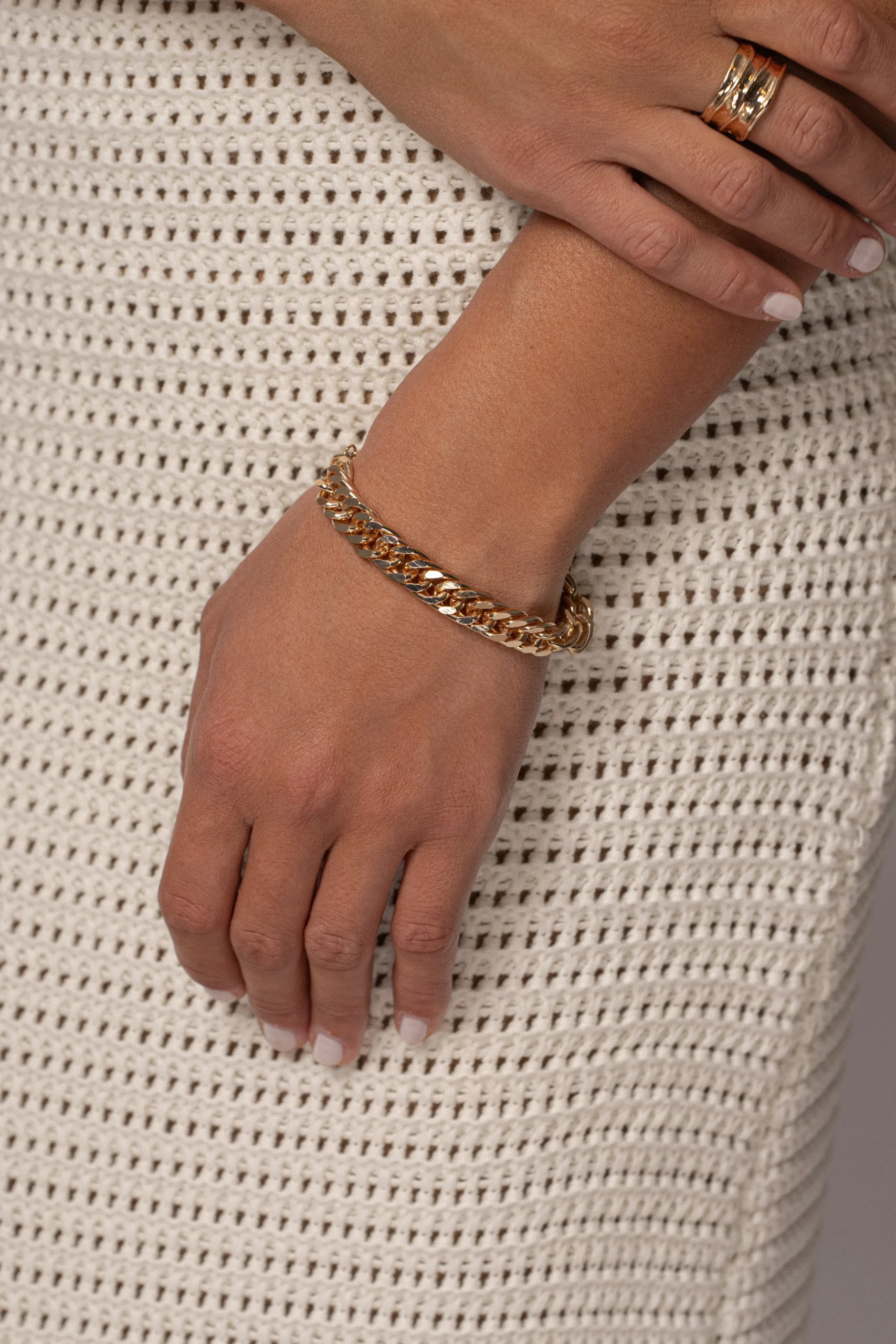 Gold Jones Chain Bracelet