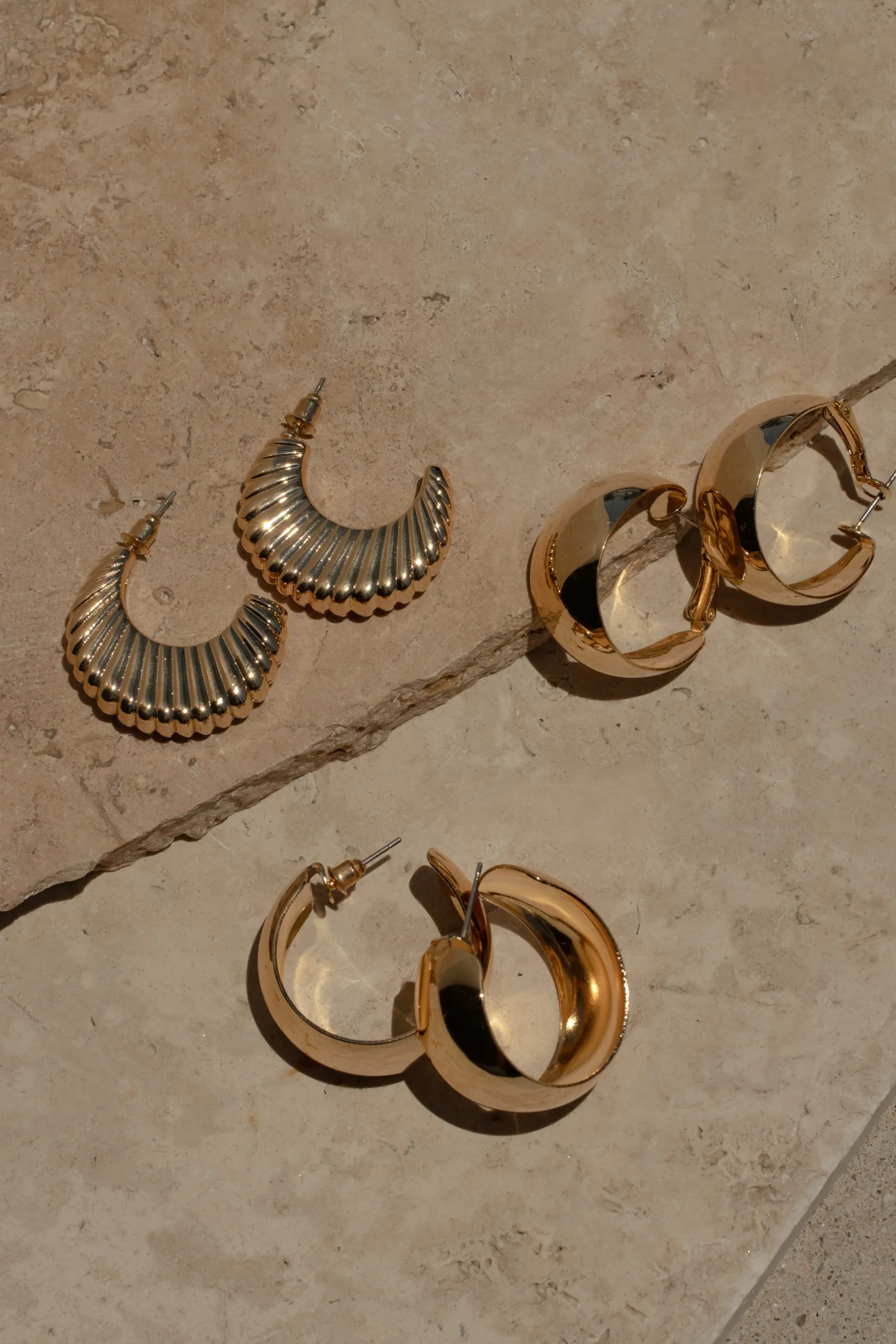 Gold Natti Earrings Set